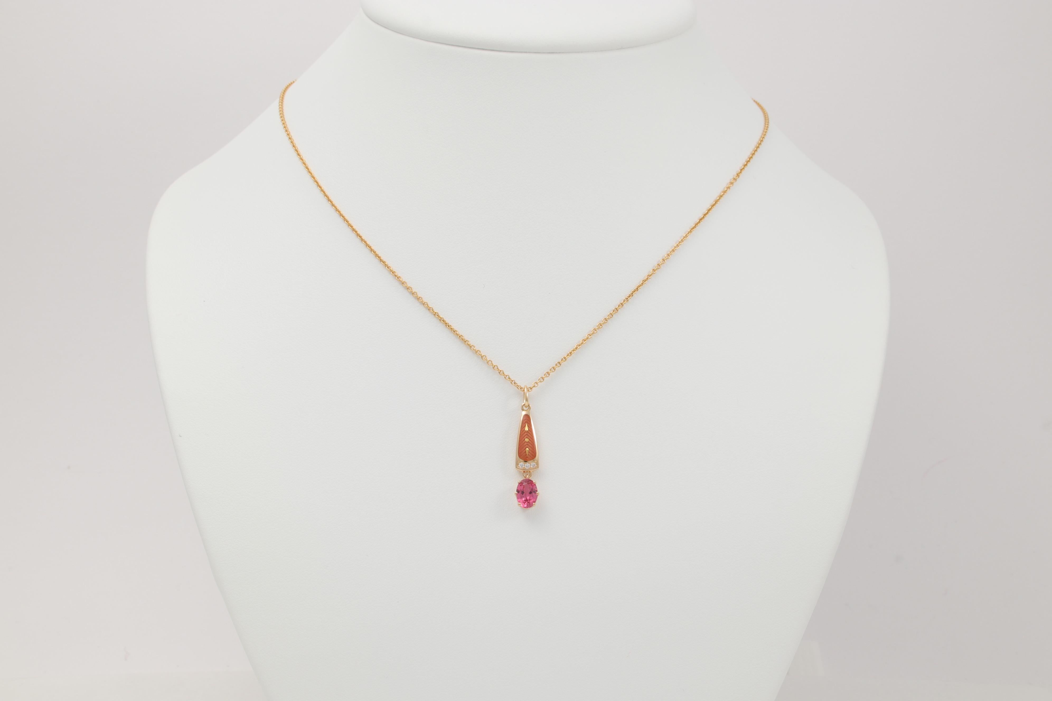 Pendentif Solitair en or jaune 18 carats, rouge spinelle, émail, 3 diamants 0,03 carat GVS Neuf - En vente à Pforzheim, DE