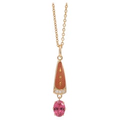Solitair Pendant 18k Yellow Gold, Spinel Red, Enamel, 3 Diamonds 0.03ct GVS