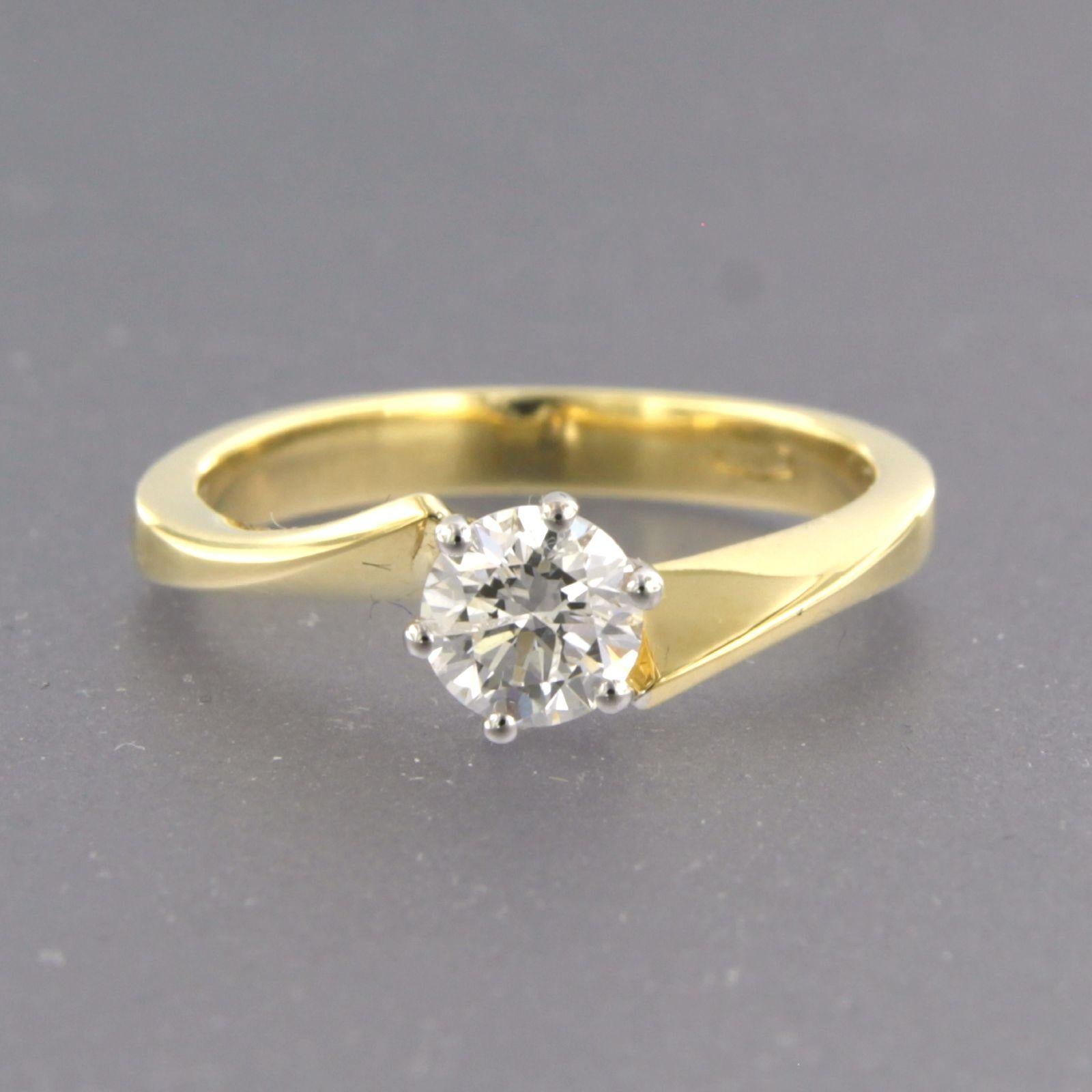 Solitair ring set with diamonds 0.50ct 18k bicolour gold For Sale 1