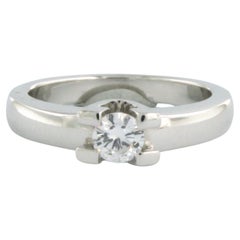 Solitair ring with brilliant cut diamonds up to 0.28ct 14k white gold