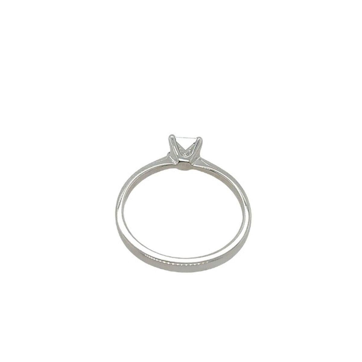 Women's Solitaire 0.40ct F/VVS1 Princess Cut GIA Diamond Ring in 18ct White Gold For Sale