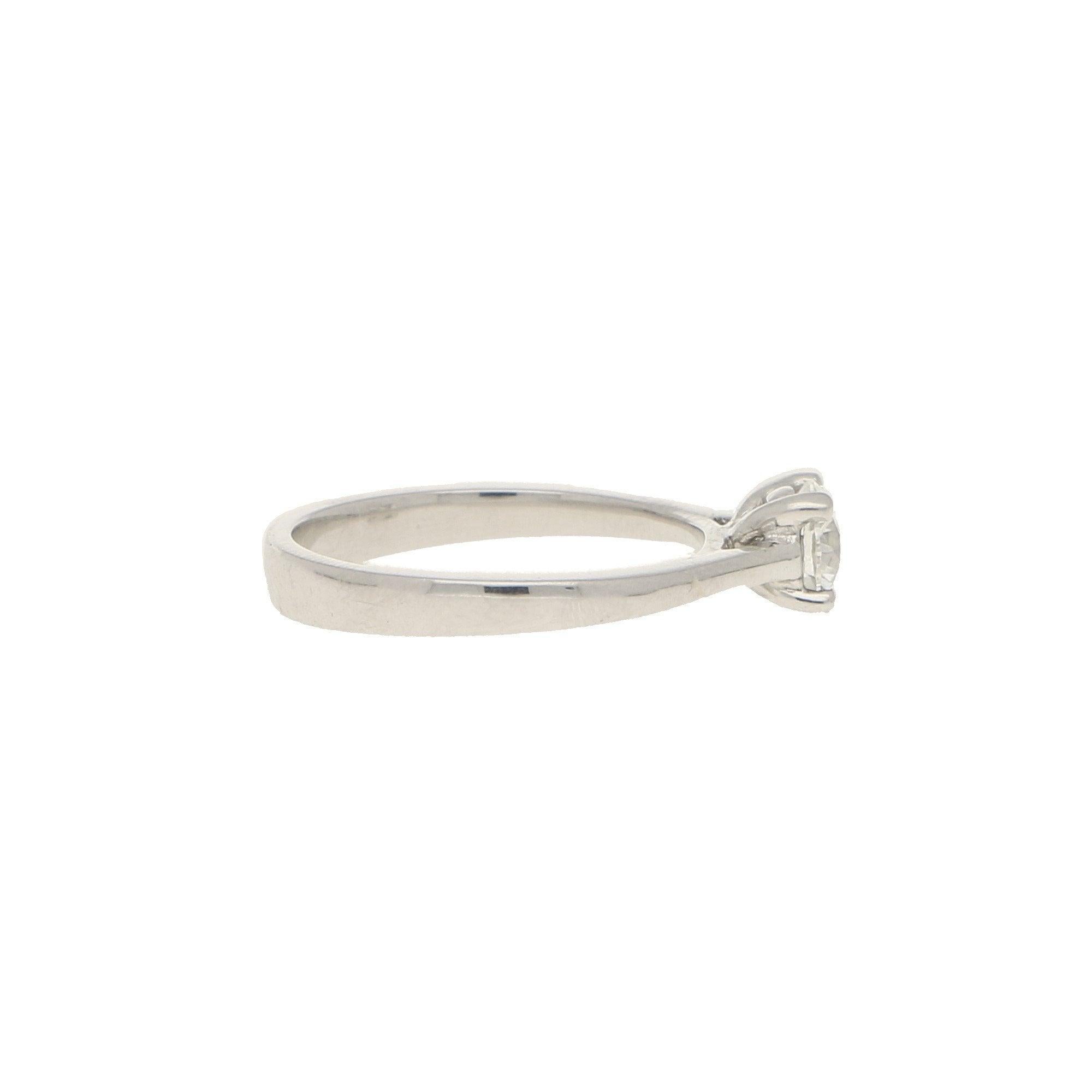 Round Cut Solitaire Diamond  Platinum Engagement Ring 0.51 Carat For Sale