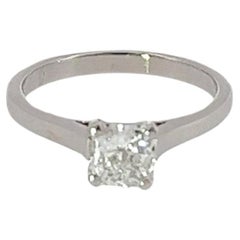 Anillo de compromiso solitario de diamantes E/VS1 de 0,57 ct en platino