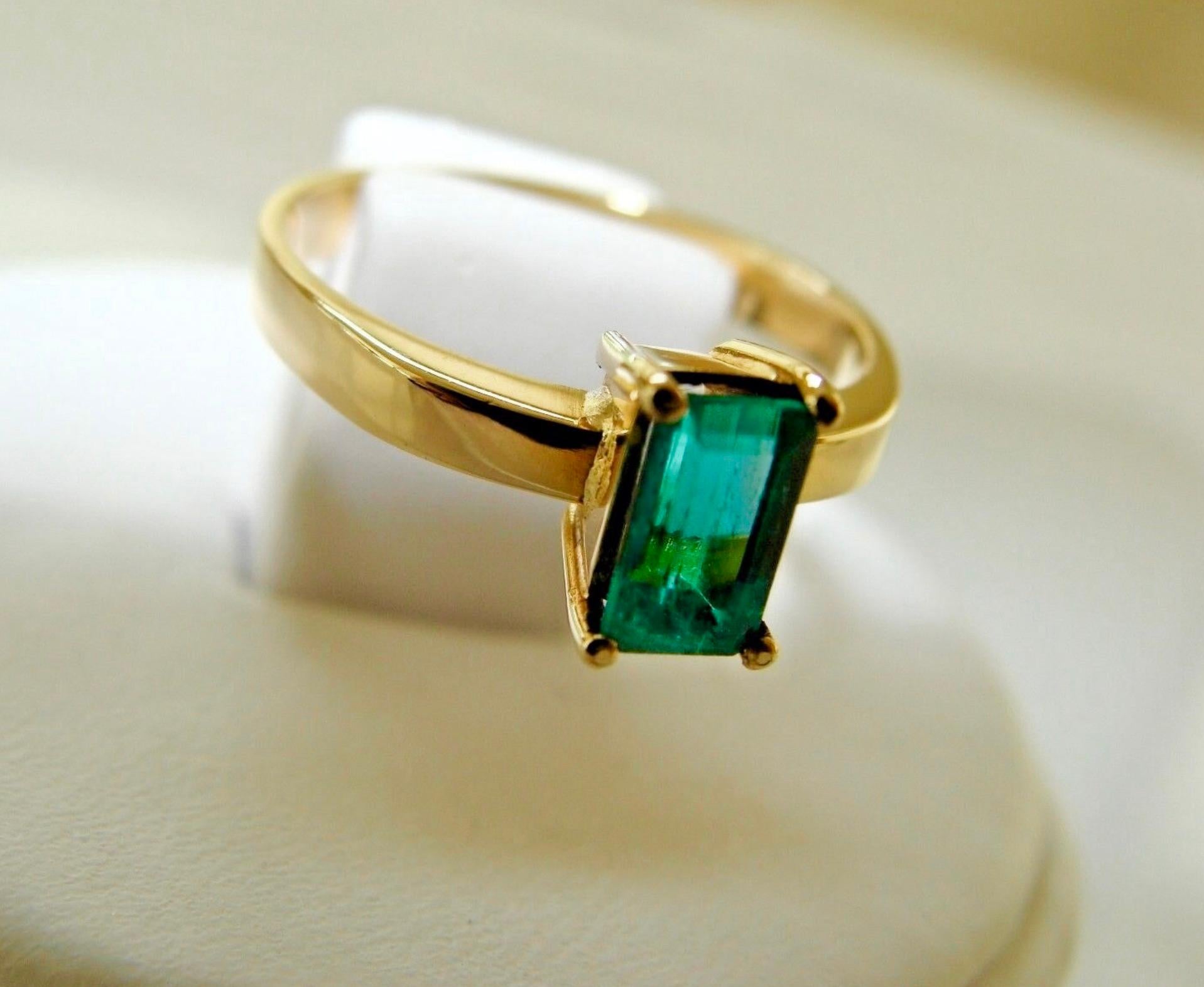 natural colombian emerald rings