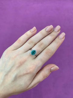 Goldring mit 1,4 Karat Smaragd und weißem Diamant Solitär
