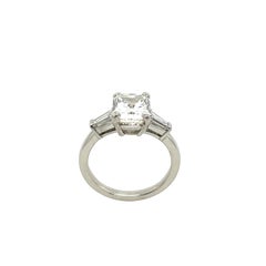 Solitaire 2.47ct J/VS2 Engagement Ring With matching Baguettes Diamonds
