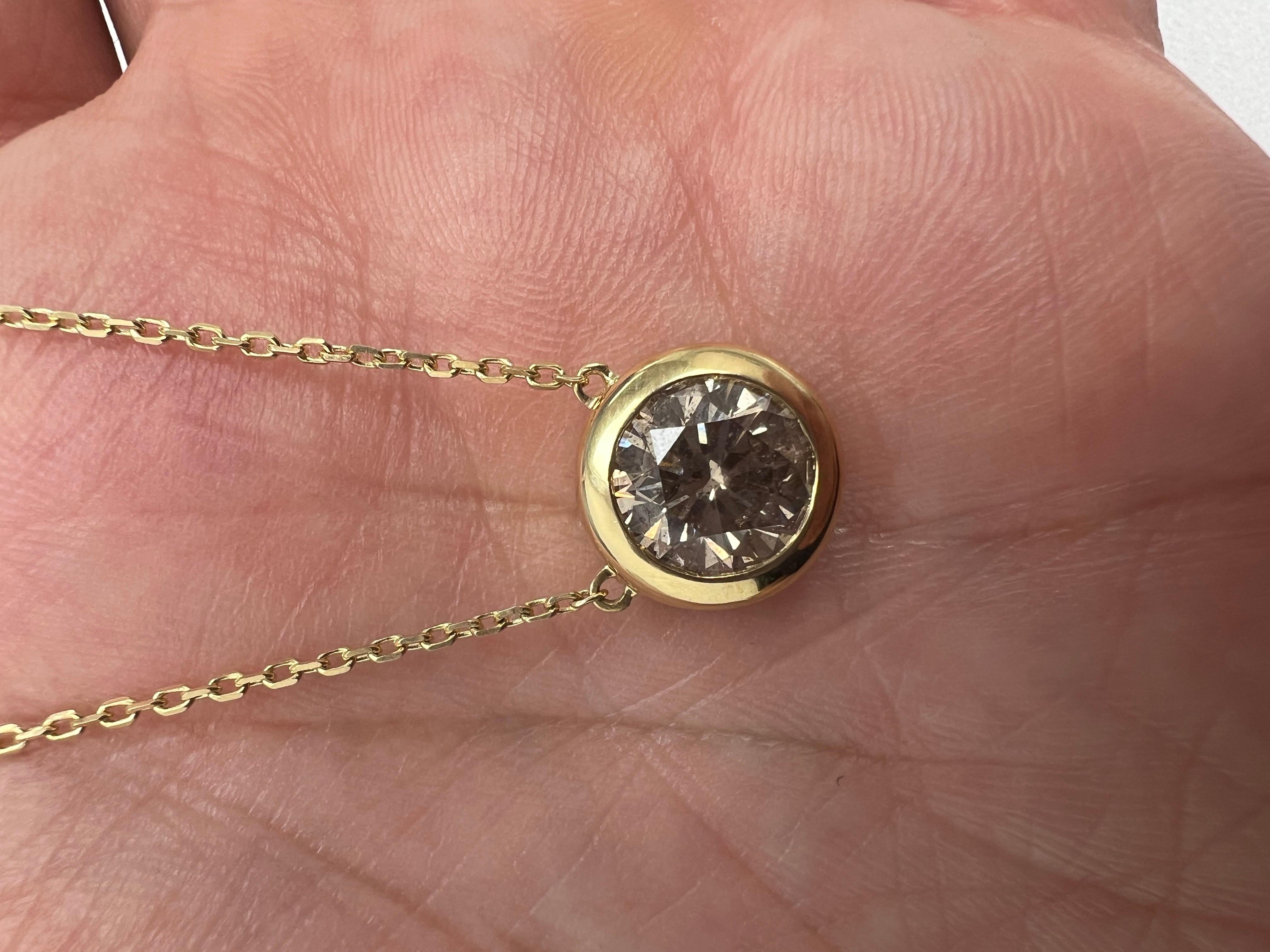 Solitaire 2.66ct Champagne Natural Diamond Pendant in 14k Yellow Gold, Bezel Set For Sale 1