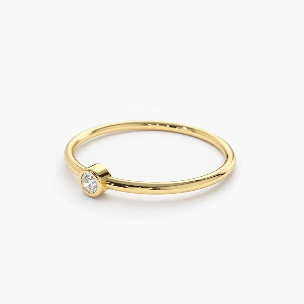 Im Angebot: Solitär Lünette 14K (oder 18k auf Anfrage) Gelbgold Diamantring () 5