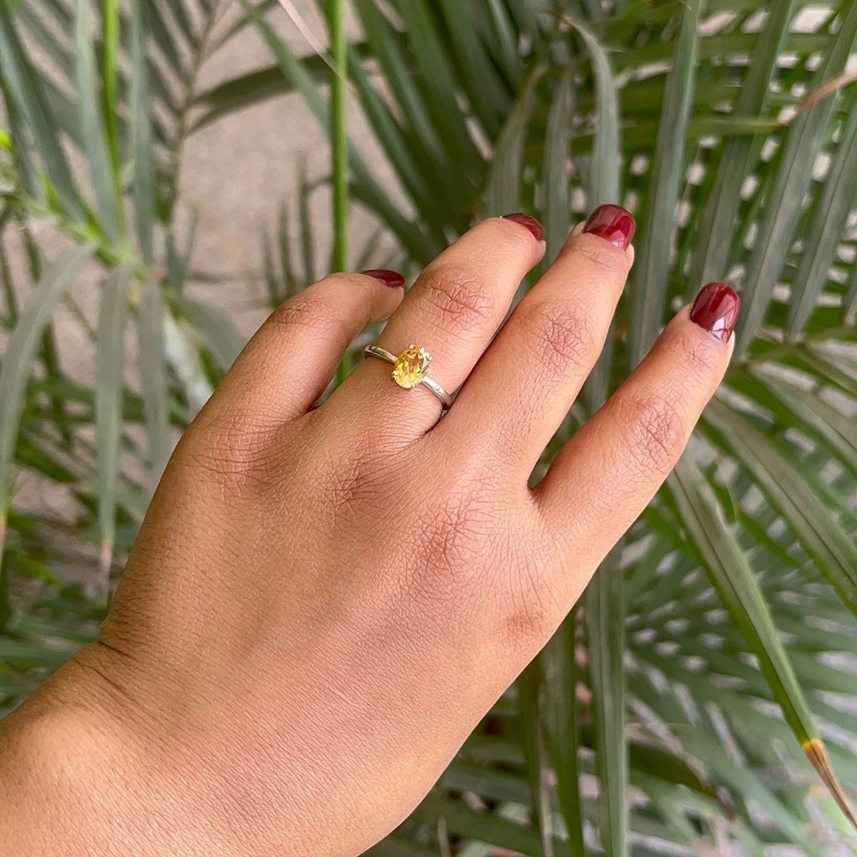 For Sale:  Solitaire Citrine November Birthstone Ring for Her in Prong Set Silver Jewelry 2