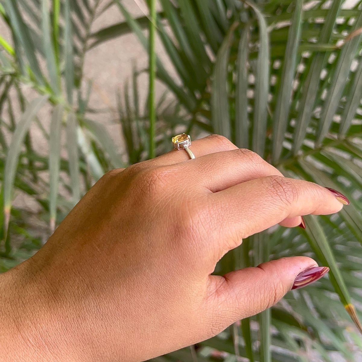 For Sale:  Solitaire Citrine November Birthstone Ring for Her in Prong Set Silver Jewelry 8