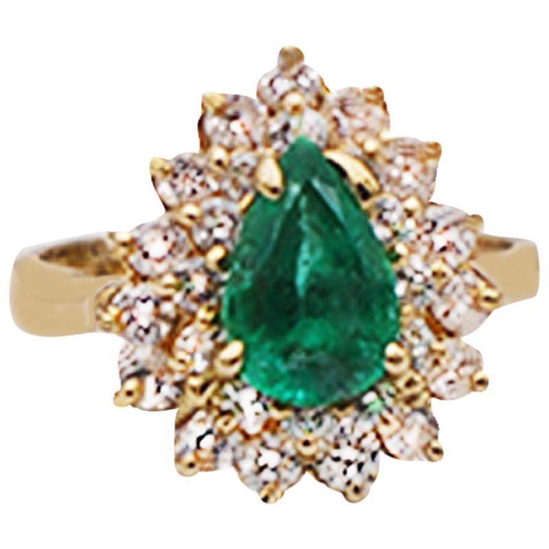 Colombian Emerald in Halo Diamond Ring 2.20 Carat Yellow Gold