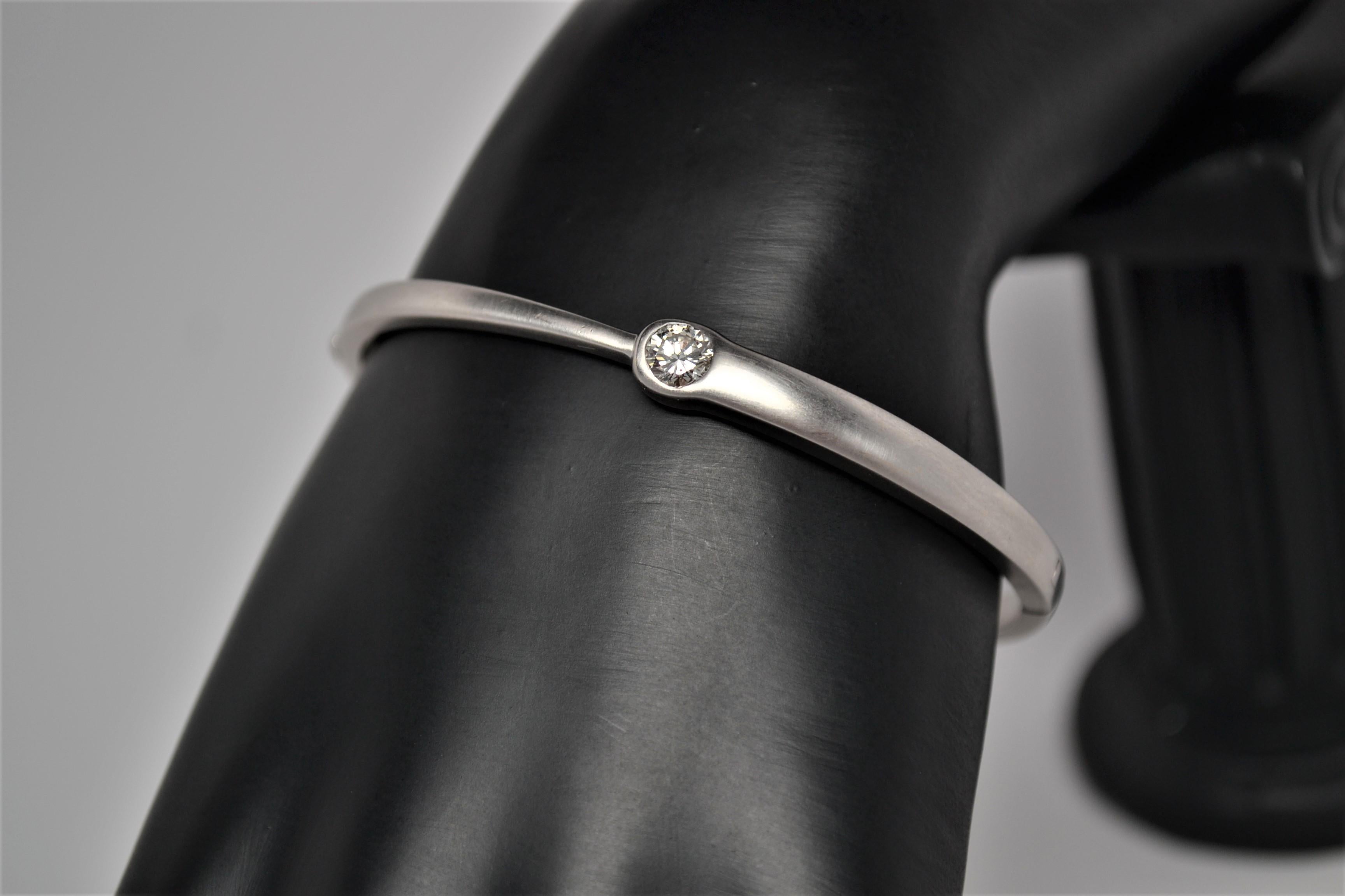 Solitaire Diamond Bangle Bracelet Set in 14k White Gold, 0.48 Carats For Sale 1