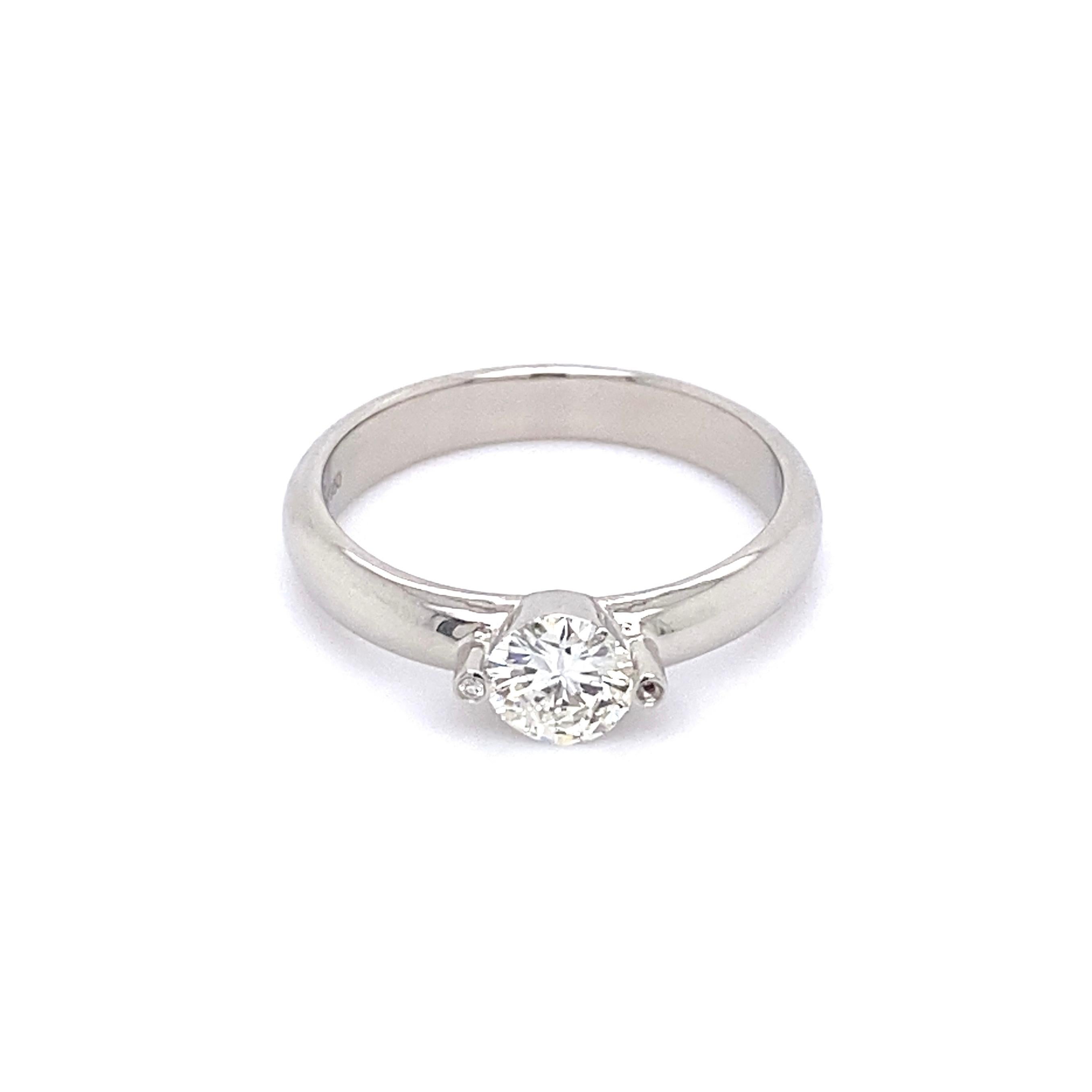 Solitär-Diamant-Designer Gumuchian Platin-Ring, Nachlass-Schmuck im Zustand „Hervorragend“ im Angebot in Montreal, QC