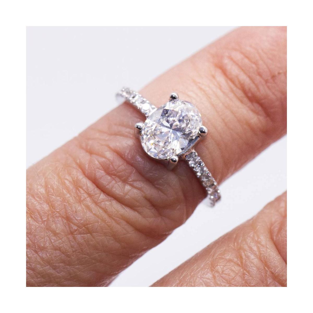 Solitaire Diamond Engagement Ring For Sale 2