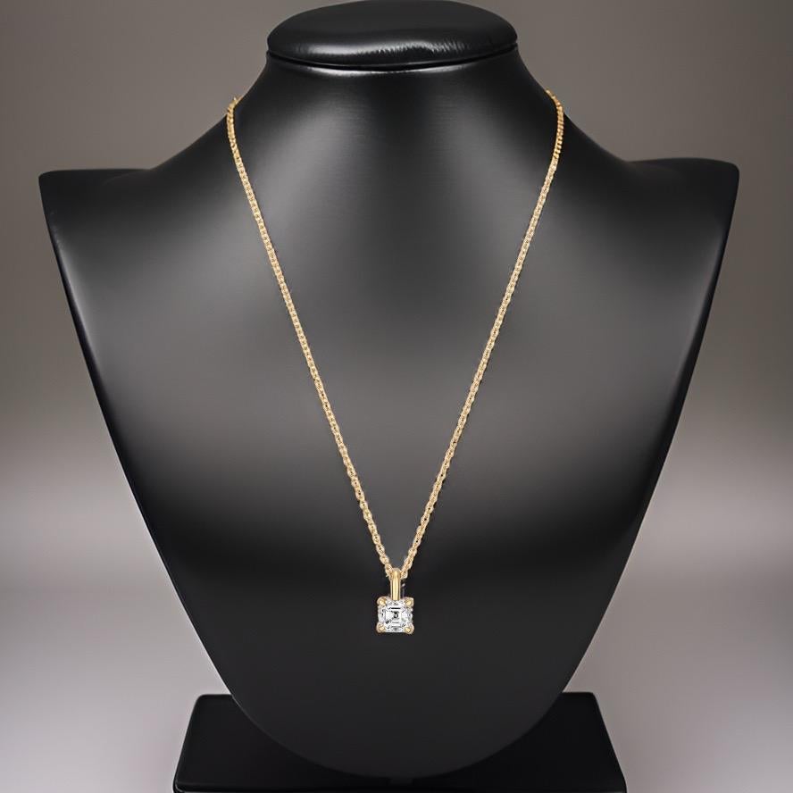 Solitär DIAMOND-Halskette 0,19 Karat ASSCHER CUT NECKLACE IN 18CT GOLD im Zustand „Neu“ im Angebot in Ilford, GB