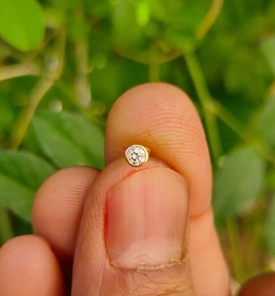 Round Cut Solitaire Diamond Nose Ring 14k Solid Gold Bezel Set For Sale