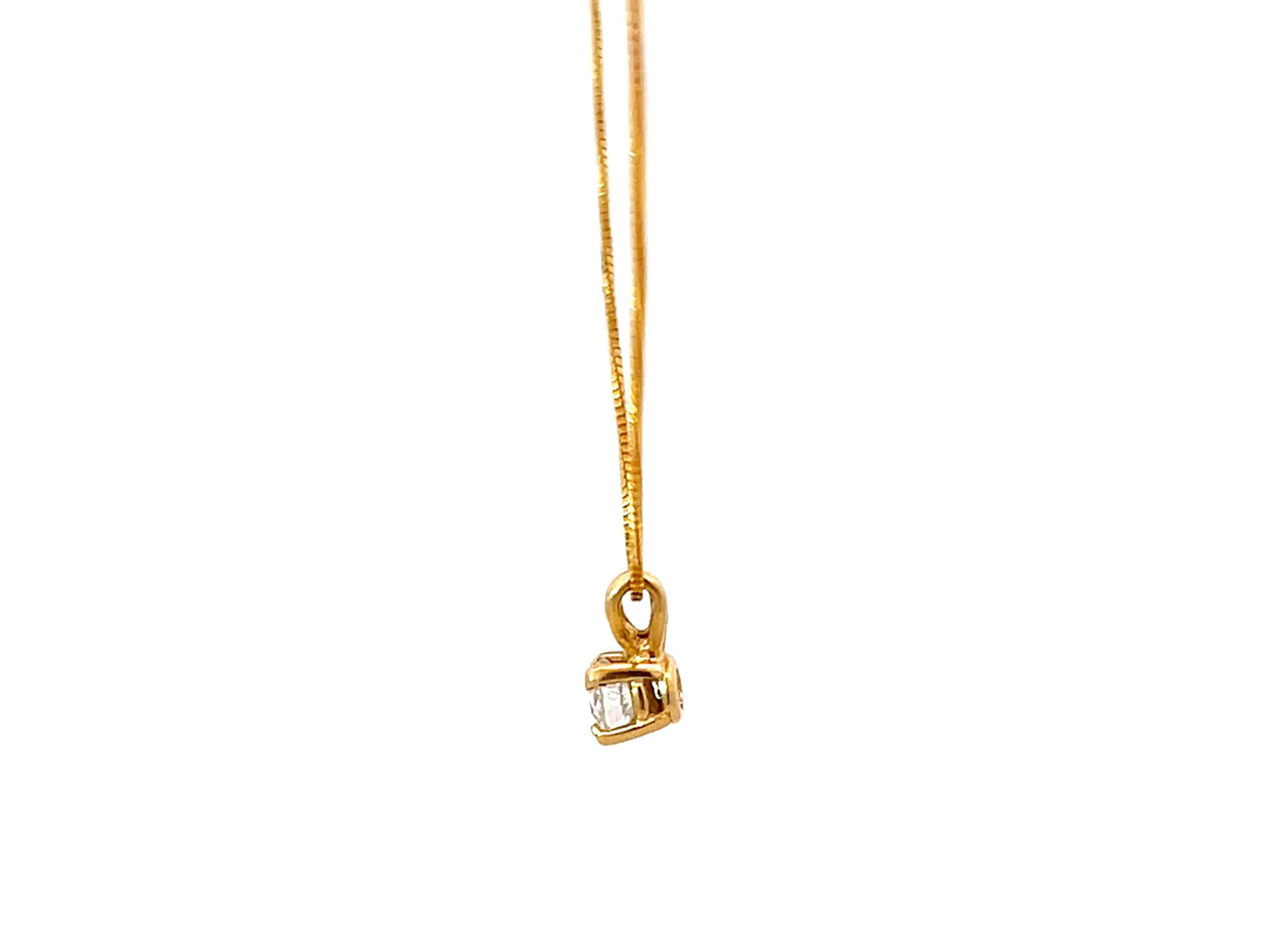 Women's Solitaire Diamond Pendant Necklace 14k Yellow Gold For Sale