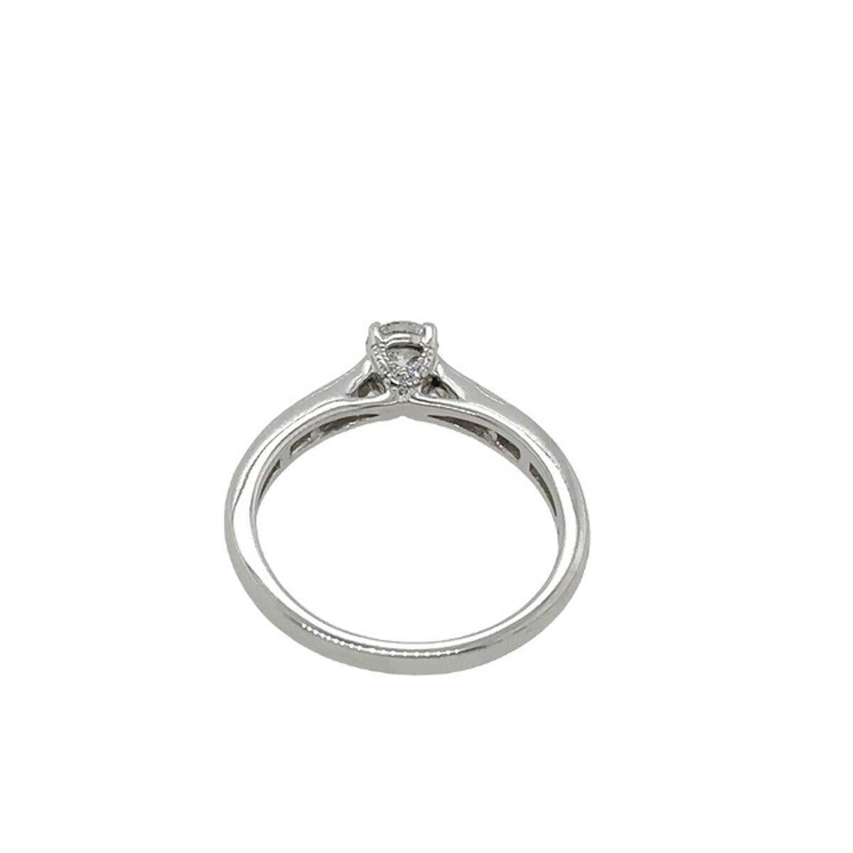 Anello con diamante solitario da 0,29 carati e spalle di diamanti da 0,11 carati in oro bianco 18 carati in vendita 1