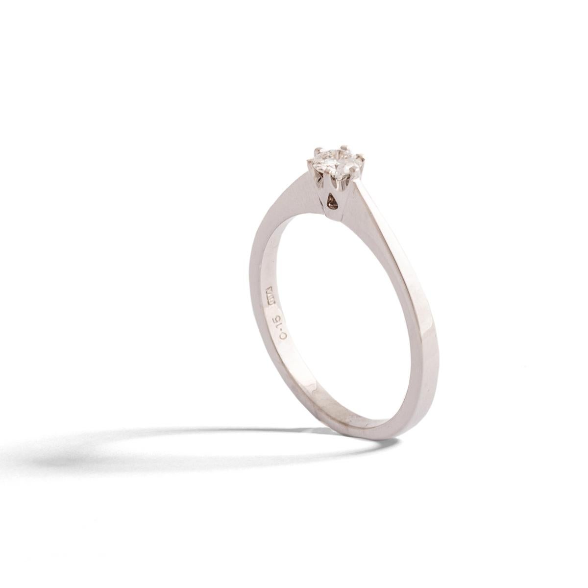 Solitaire round cut Diamond on white gold Ring.
Diamond estimated weight: 0.20 carat.
Modern cut. Estimated to be G-H color and Vvs clarity.
Diamond diameter: approximately 3.72 millimeters.
Ring size: 6 1/2.
Gross weight: 2.63 grams.
