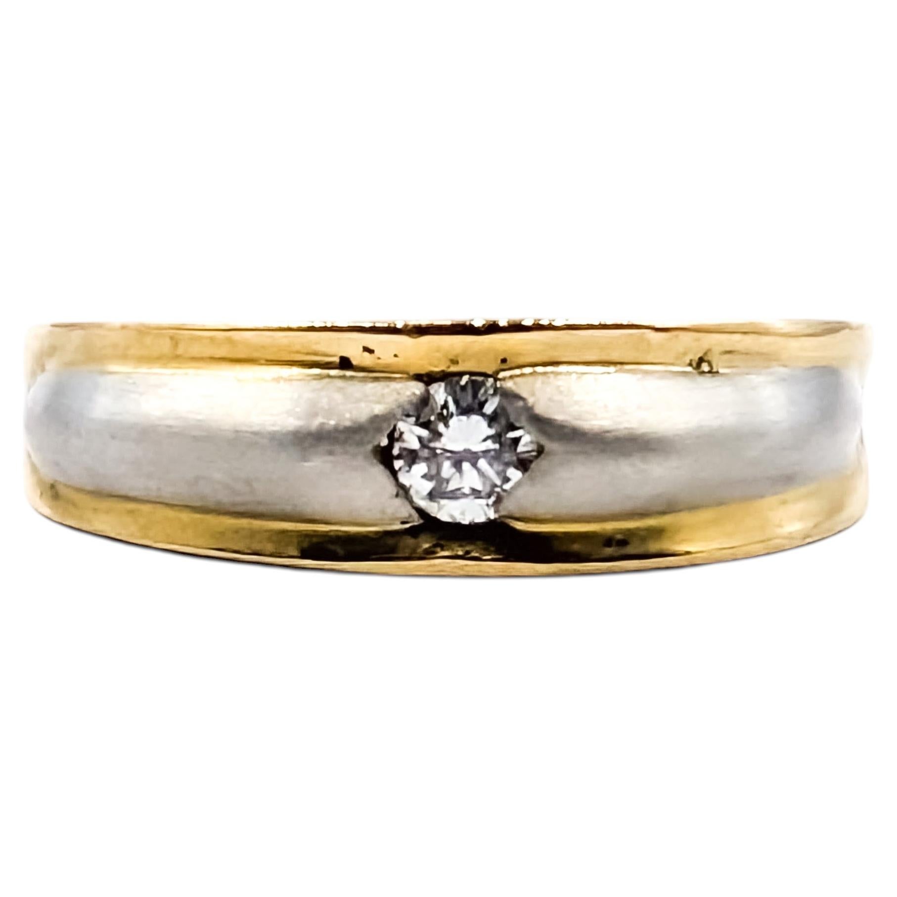 Solitaire Diamond Ring in Platinum & 18k Yellow Gold For Sale
