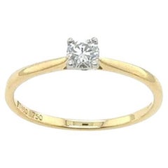 Solitaire Diamond Ring Set with Round Diamond in 18ct Yellow Gold &Platinum
