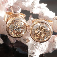 Solitaire Diamond Stud Earrings total  1 ct brown / SI with great Brilliance