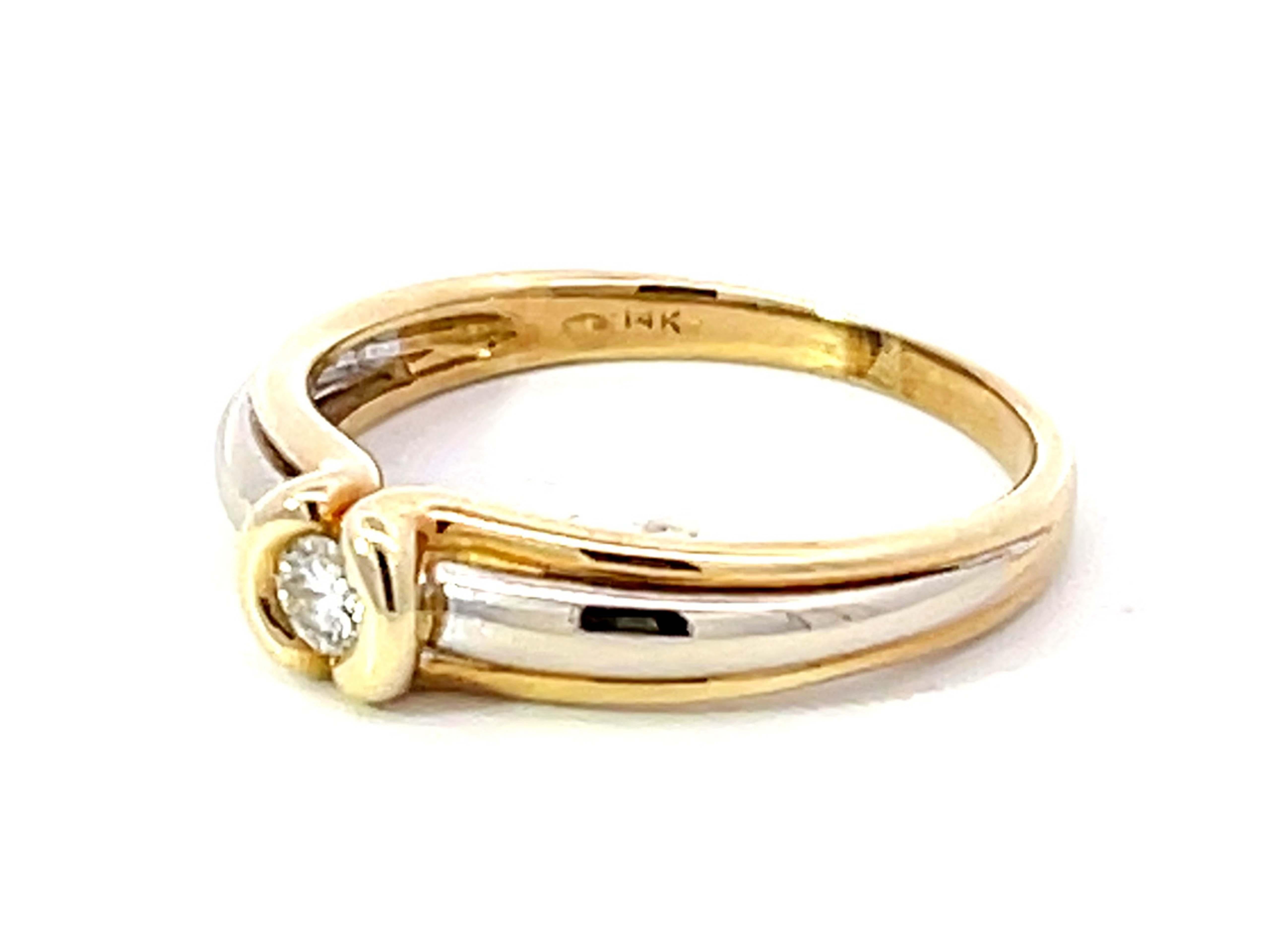 Brilliant Cut Solitaire Diamond Two Toned Ring in 14K Gold For Sale