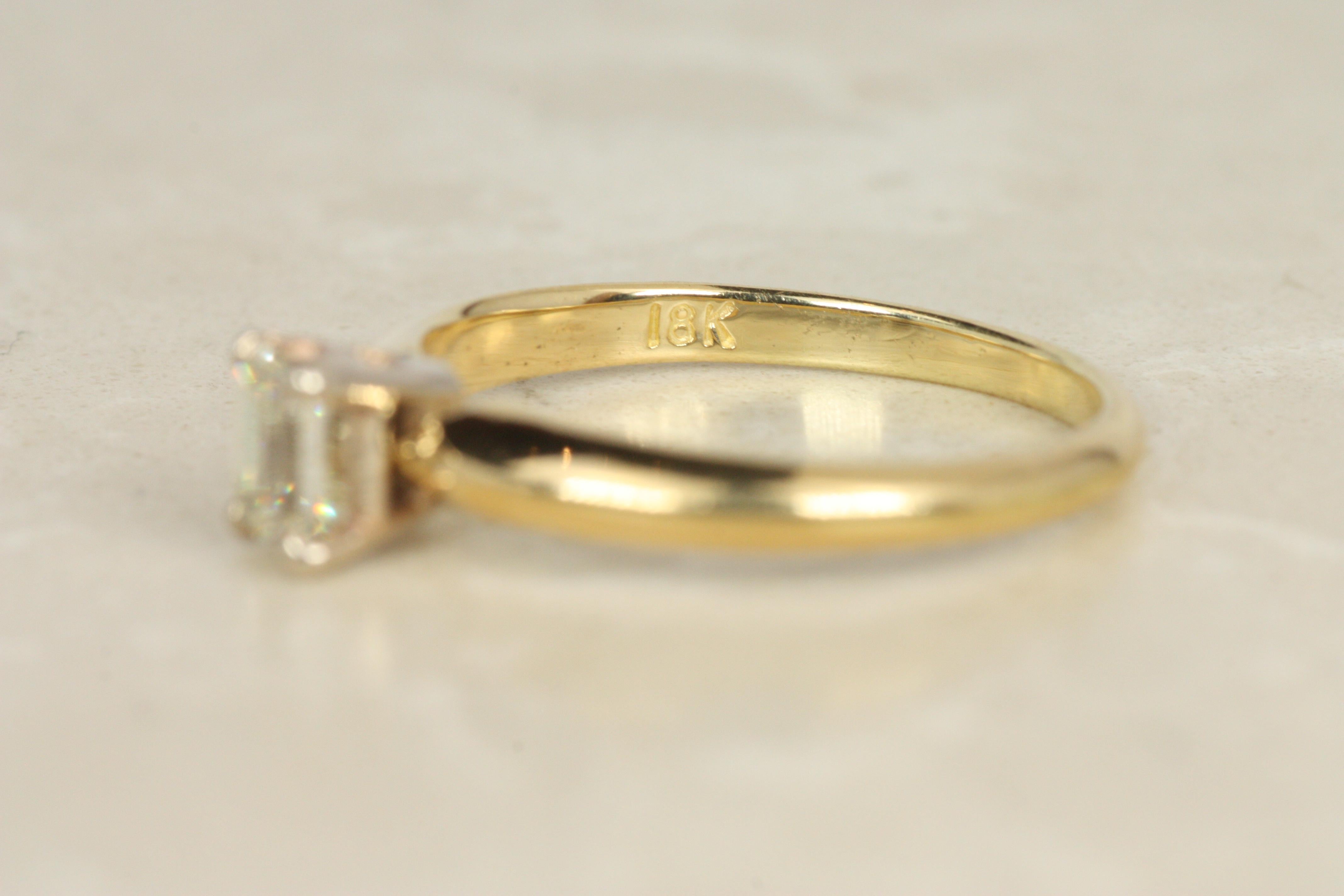 Solitaire Engagement Ring – 0.35ct Emerald Cut Diamond in 18K Yellow Gold in vendita 2