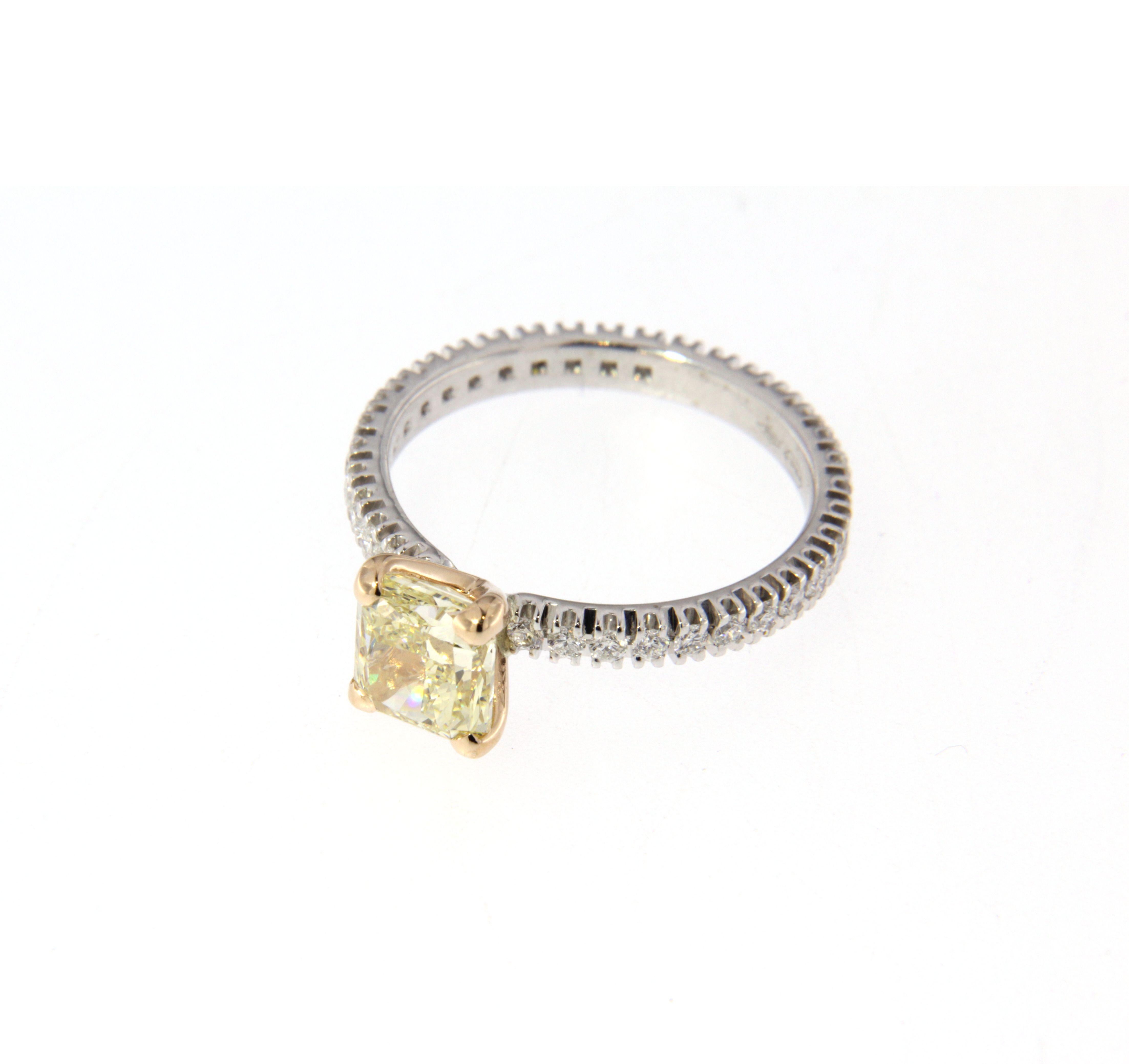 Round Cut Solitaire Fancy Color Diamond 18 Karat Gold Eternity Ring For Sale
