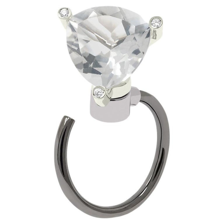 Solitaire Fashion Ring with Rock Quartz and Diamonds in a Golden Ring