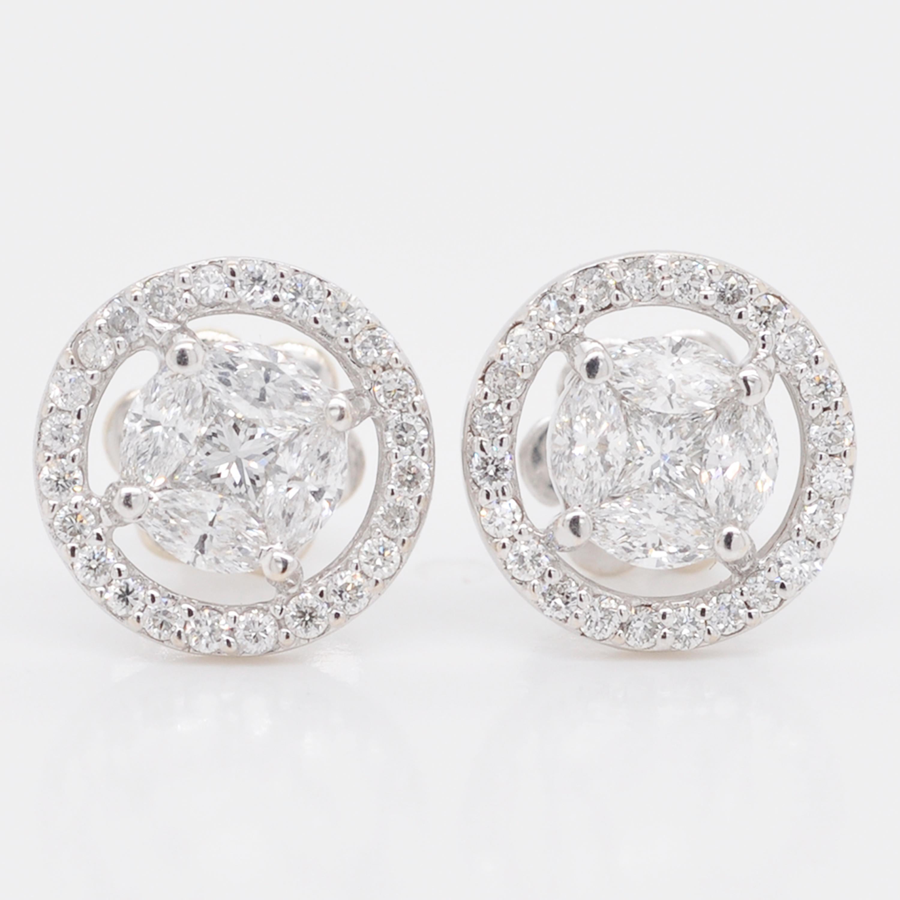 Solitaire Look Pressure Set Diamond Stud Earrings 18 Karat White Gold In New Condition For Sale In Jaipur, Rajasthan