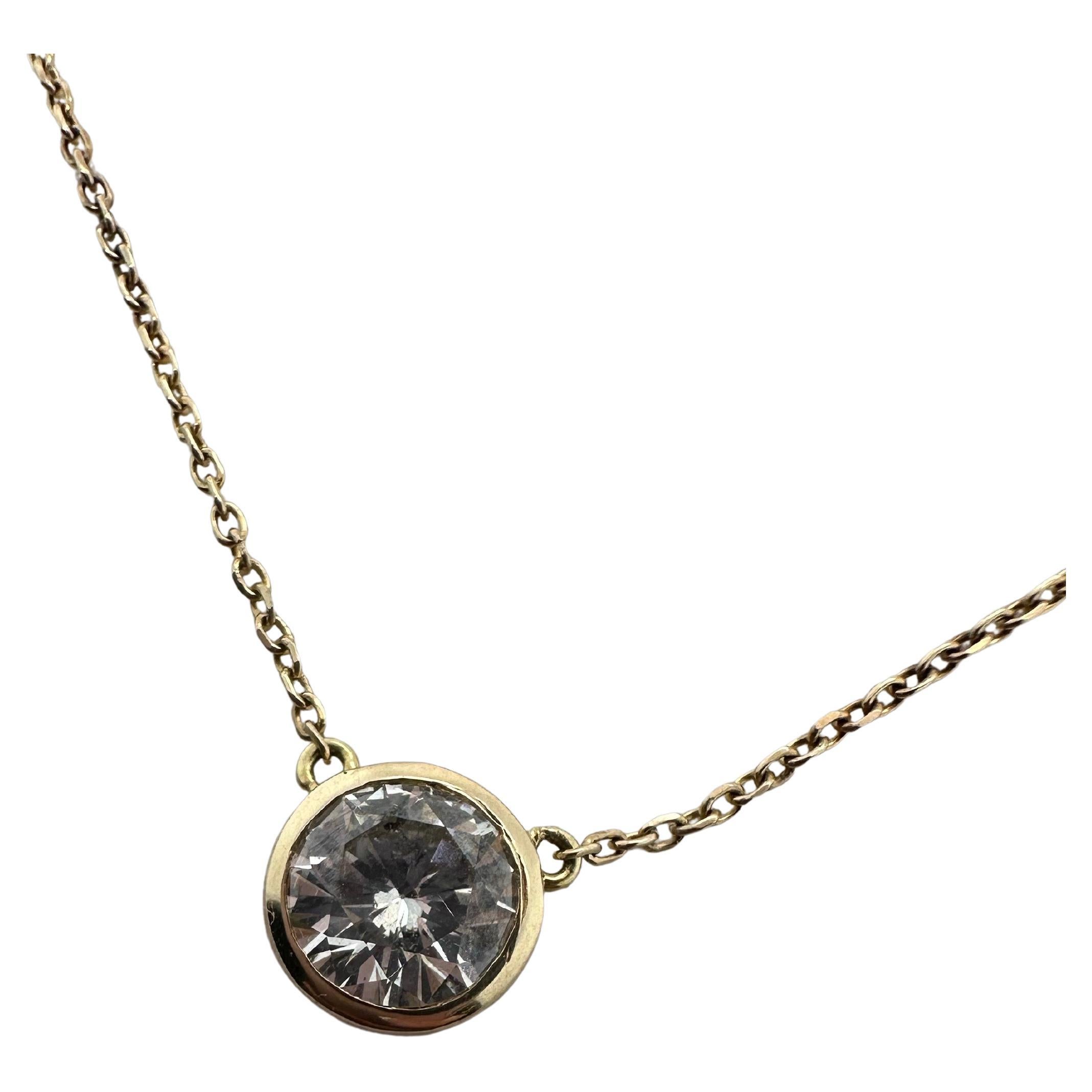 Collar colgante solitario de diamante natural 14KT oro 0.80ct