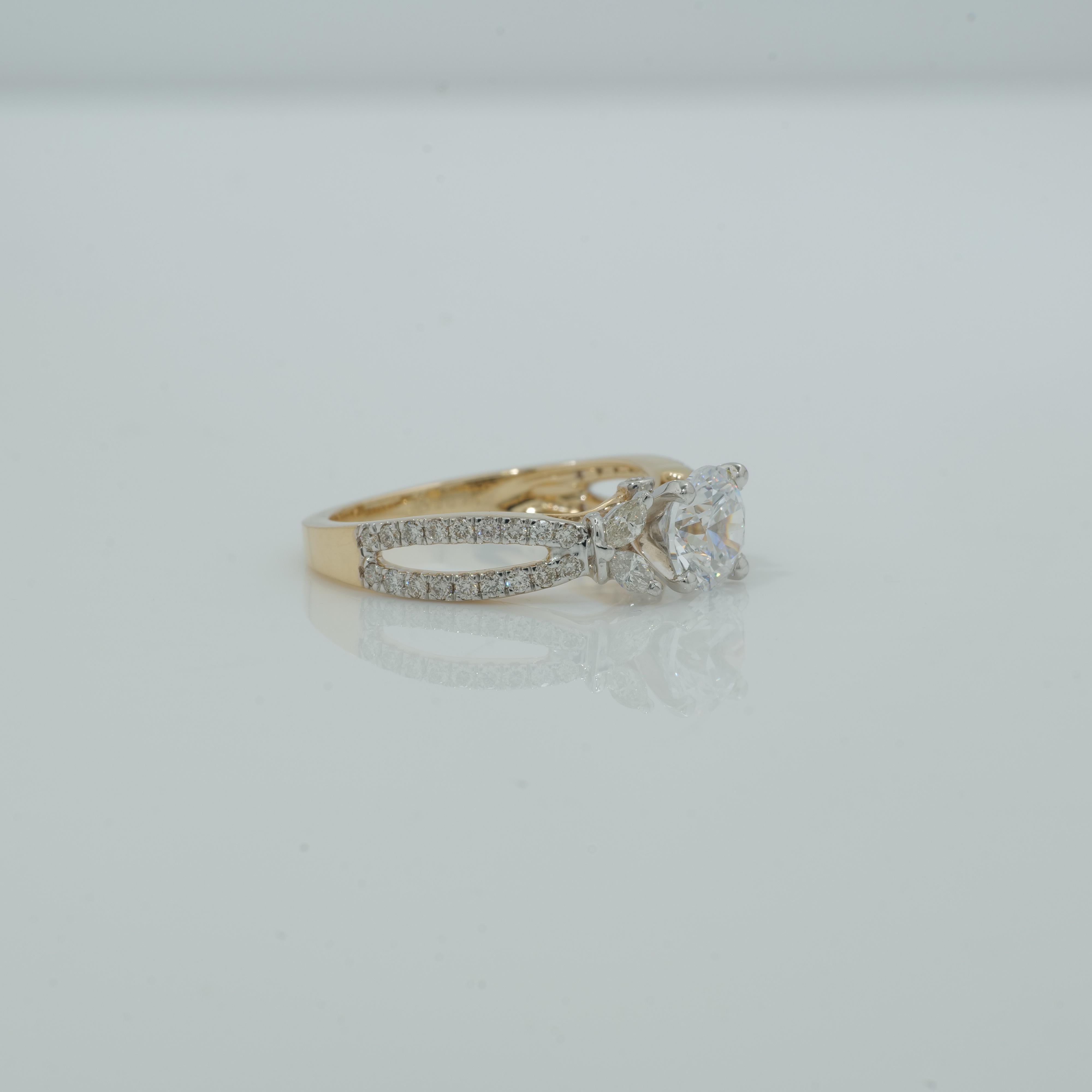 Solitaire Natural Diamond Promise Ring in 14K Solid Gold (Certified) Neuf - En vente à New Delhi, DL
