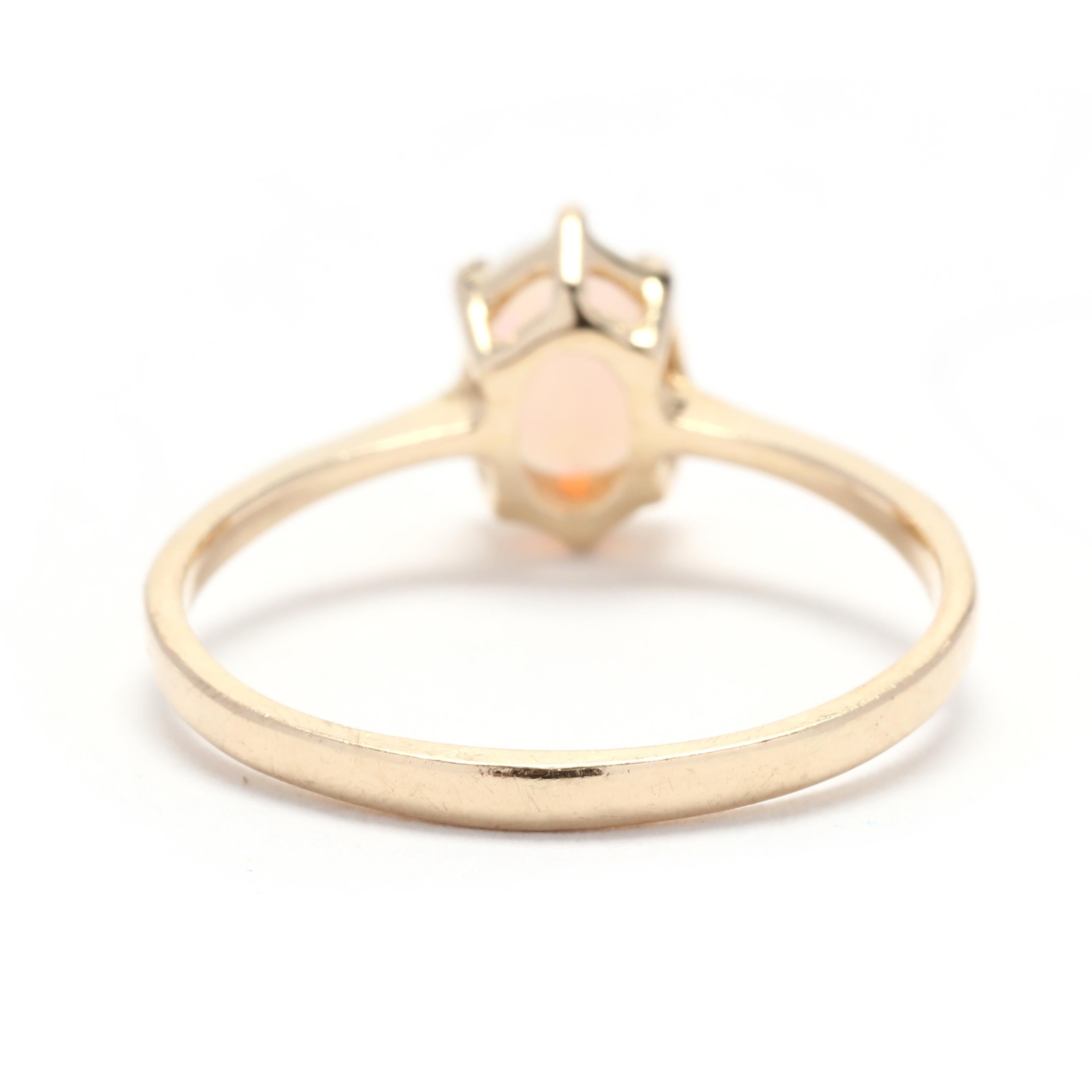 Solitär Oval Opal Ring, 14k Gelbgold, Ring Größe 6,25, Oktober Geburtsstein (Ovalschliff)