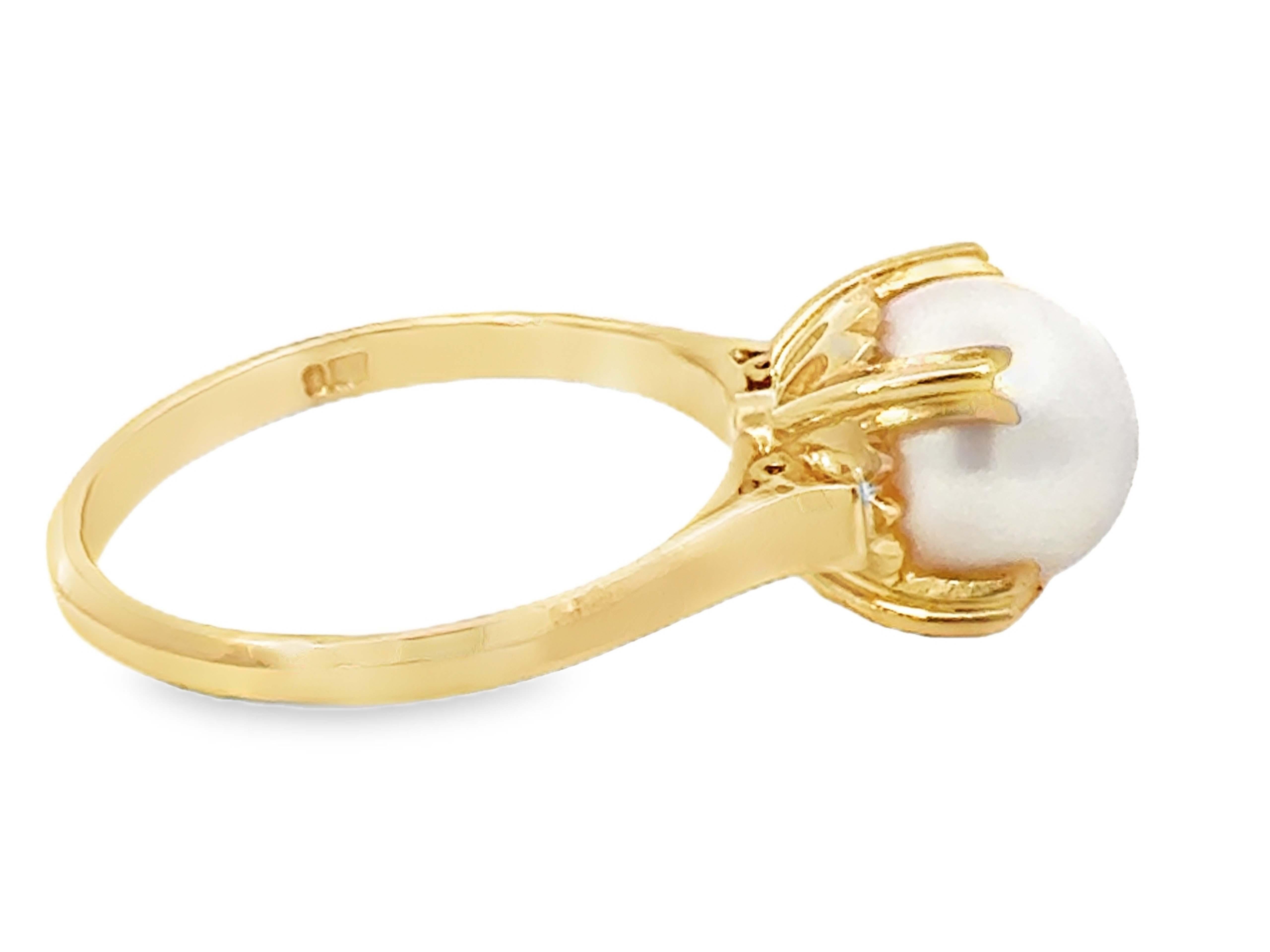 Bague solitaire en or jaune 18k avec perles serties en vente 4