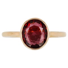 Solitaire Rhodolite Garnet 18 Karat Yellow Gold Ring