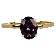 Solitaire Ring 14k yellow Gold with Oval Purple Natural Spinel 1.30 carat