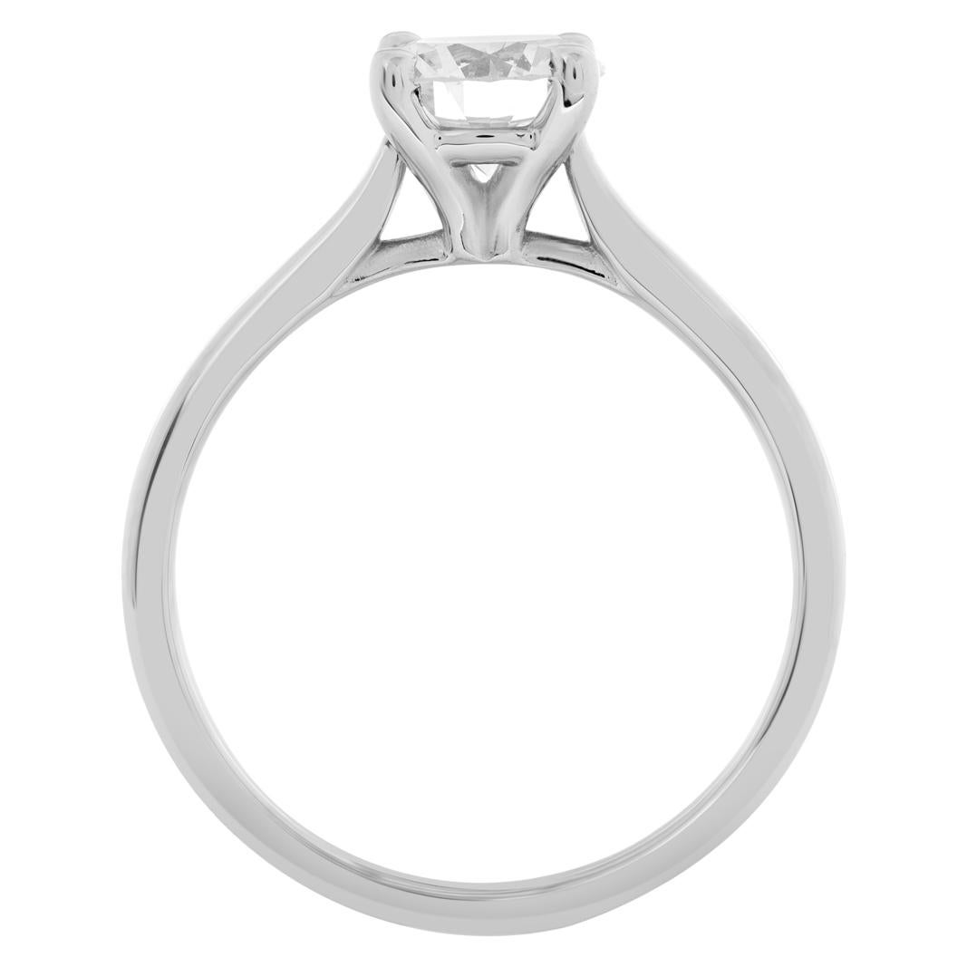Bague solitaire en or blanc 18k, diamant rond à taille brillant certifié GIA 1,02 Excellent état - En vente à Surfside, FL