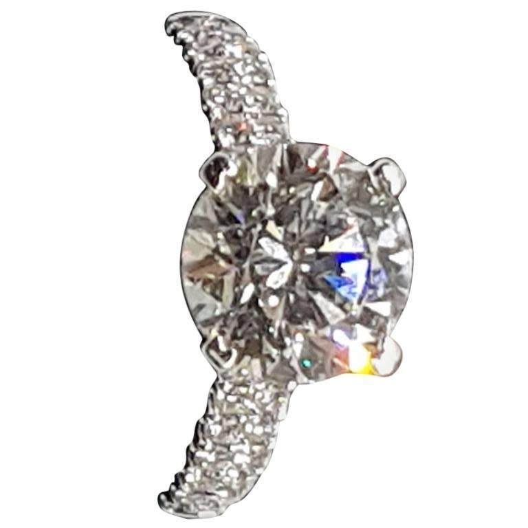 Art Deco Solitaire Ring 3.15 Carat H Color VVS1 Triple EX Diamond IGI Certified For Sale
