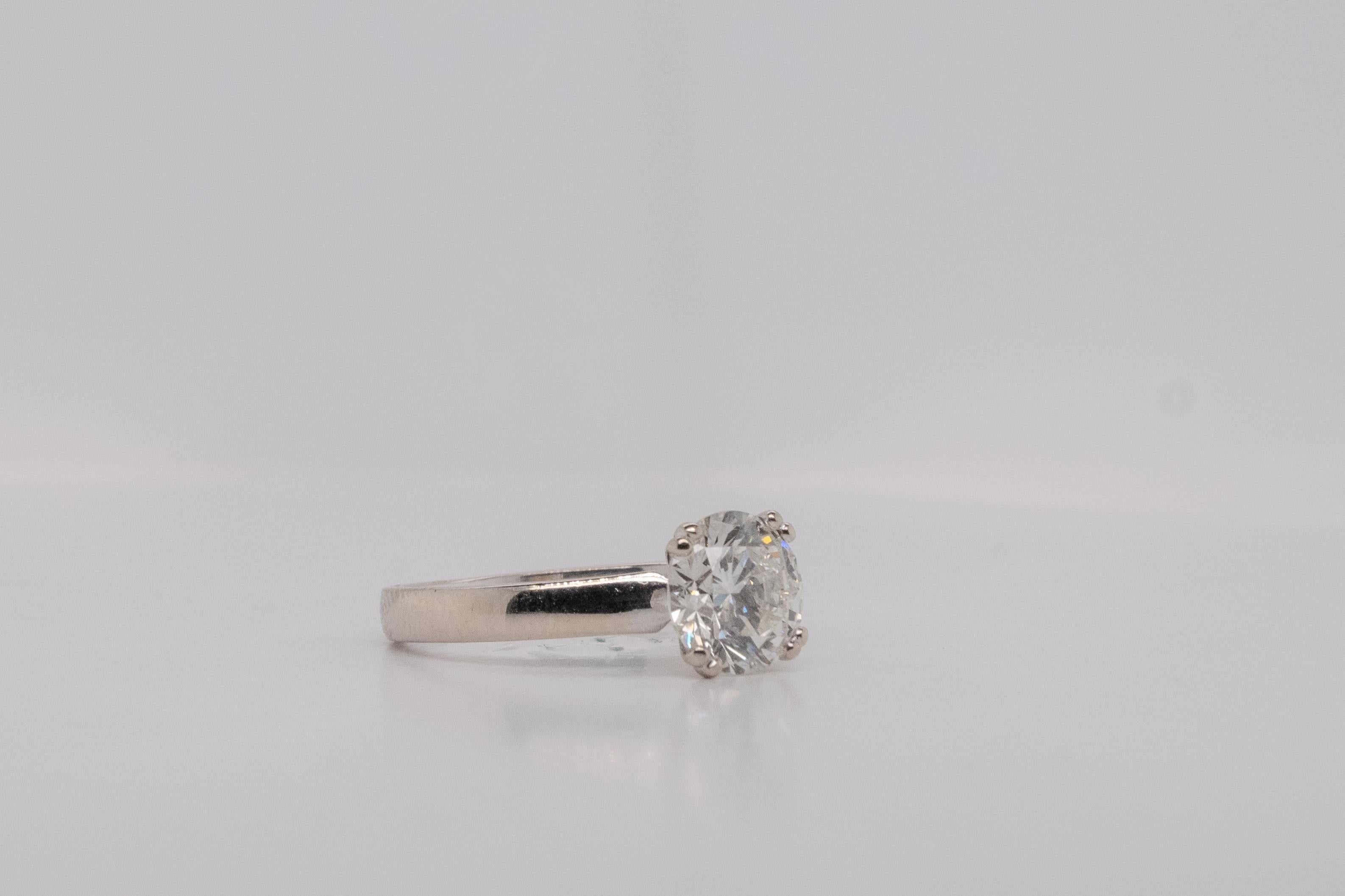 Solitär-Ring, Diamant 1,51 Karat, Weißgold (Brillantschliff) im Angebot