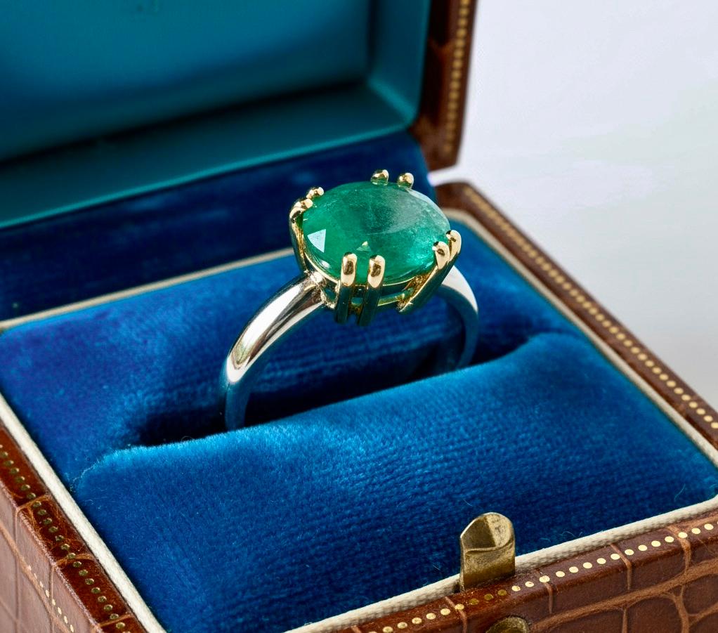 Anillo Solitario Esmeralda Colombiana Natural Oro 18K en venta 3
