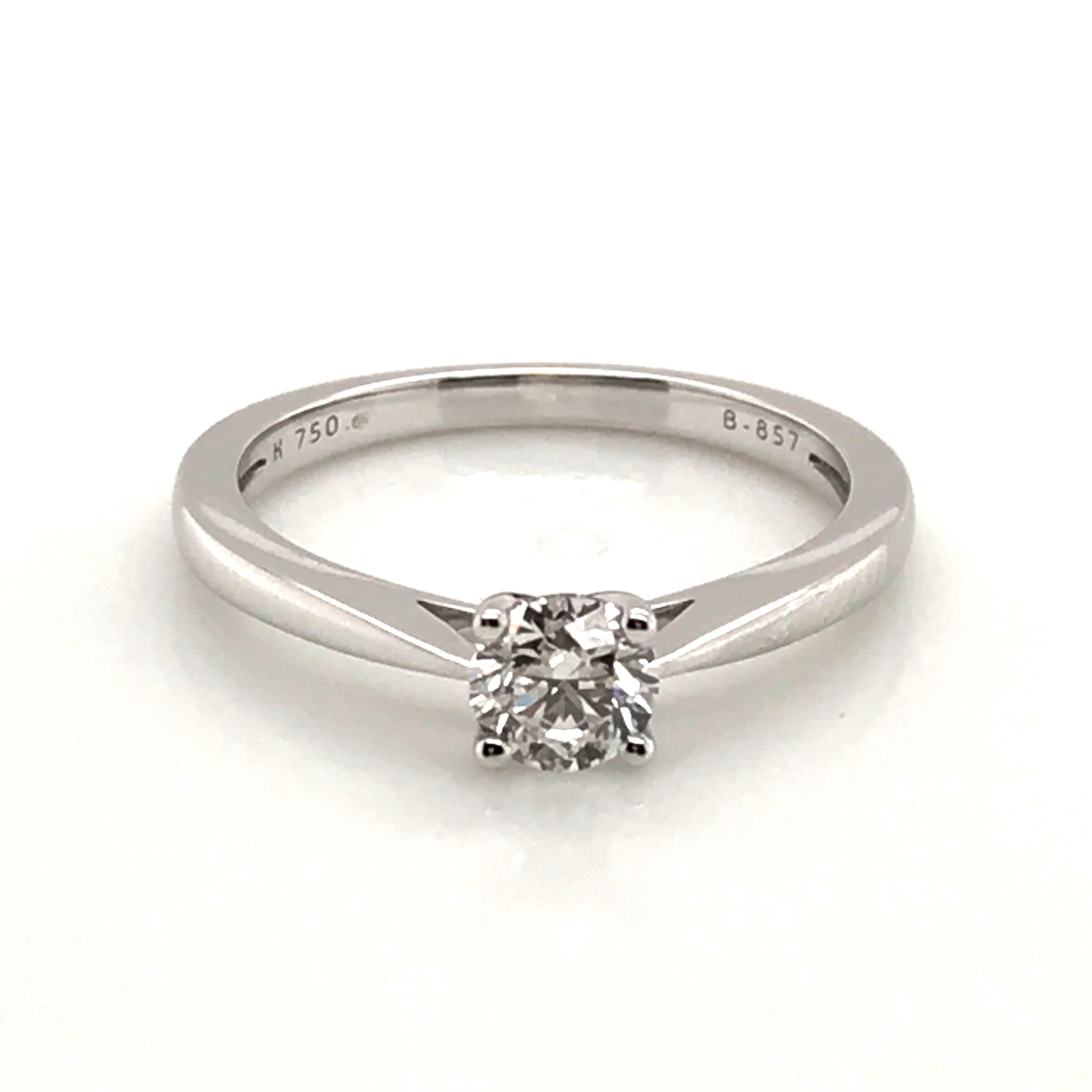 Solitaire Ring White Diamond Certified Color F White Gold 18 Karat For Sale 9