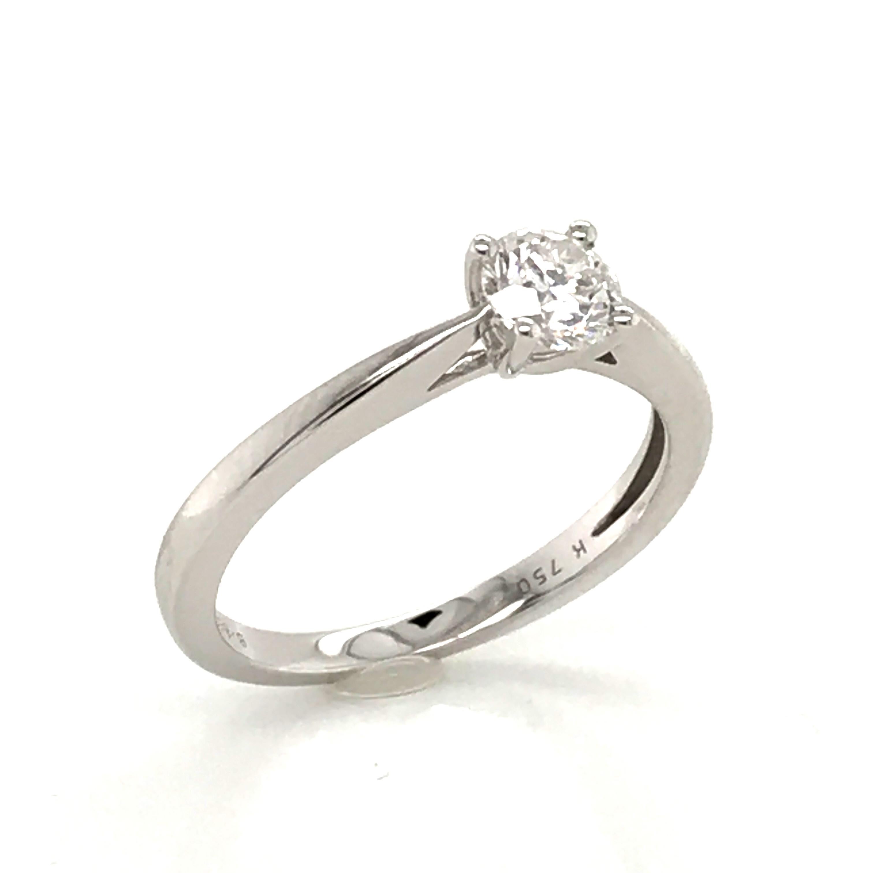 Contemporary Solitaire Ring White Diamond Certified Color F White Gold 18 Karat For Sale