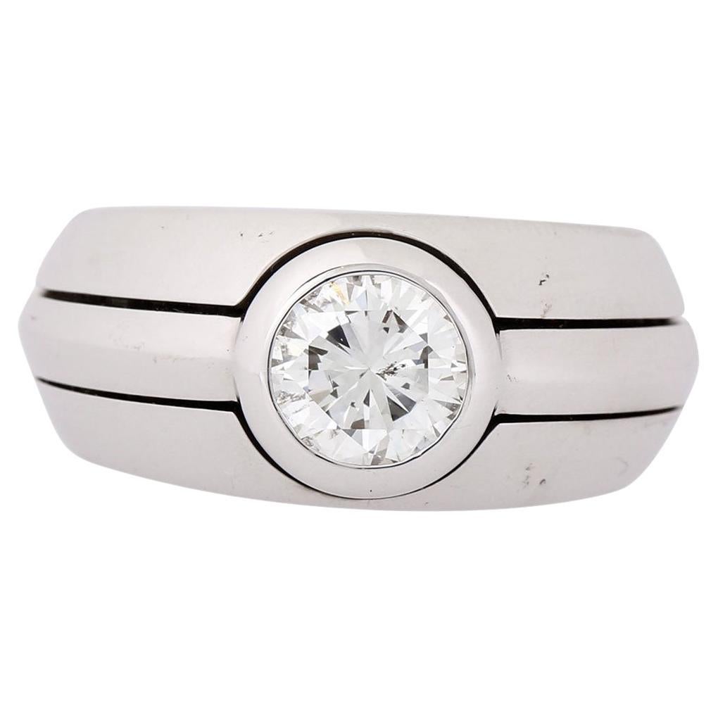 Platinum Round Brilliant Cut Three Diamond Engagement Ring For Sale at