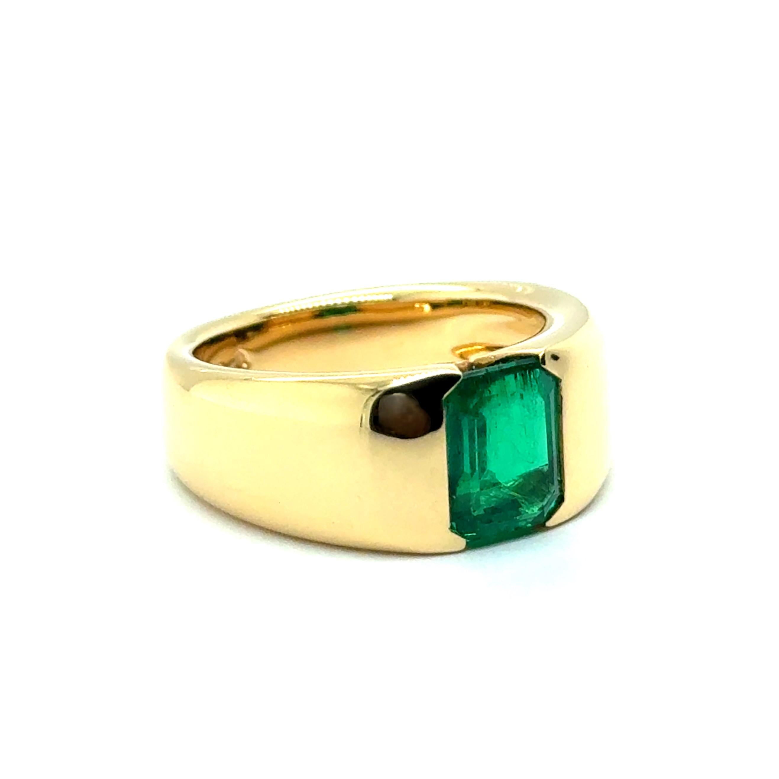 Bague solitaire en or jaune 18 carats avec émeraude de Colombie avec GGL 23060063 en vente 6