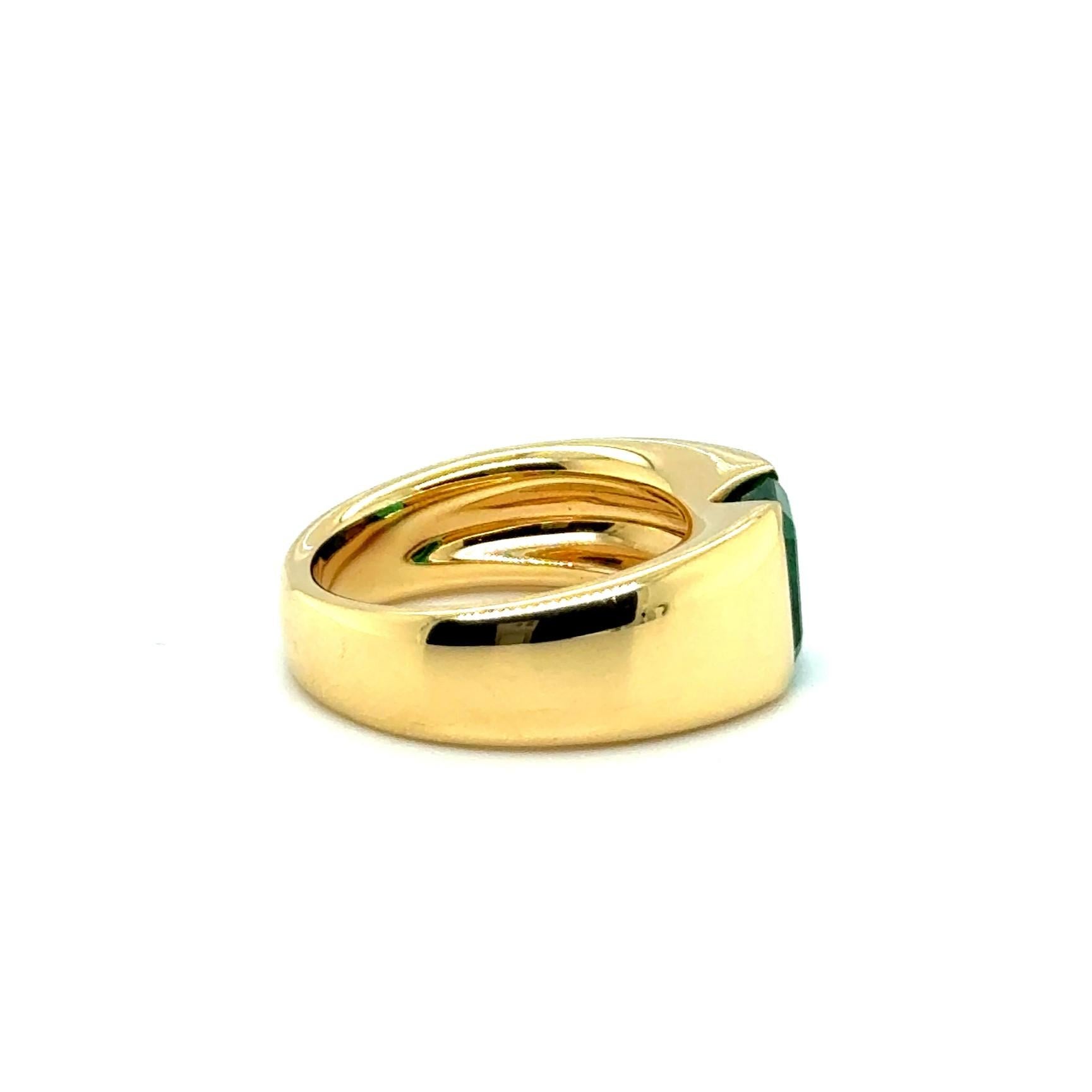 Bague solitaire en or jaune 18 carats avec émeraude de Colombie avec GGL 23060063 en vente 10