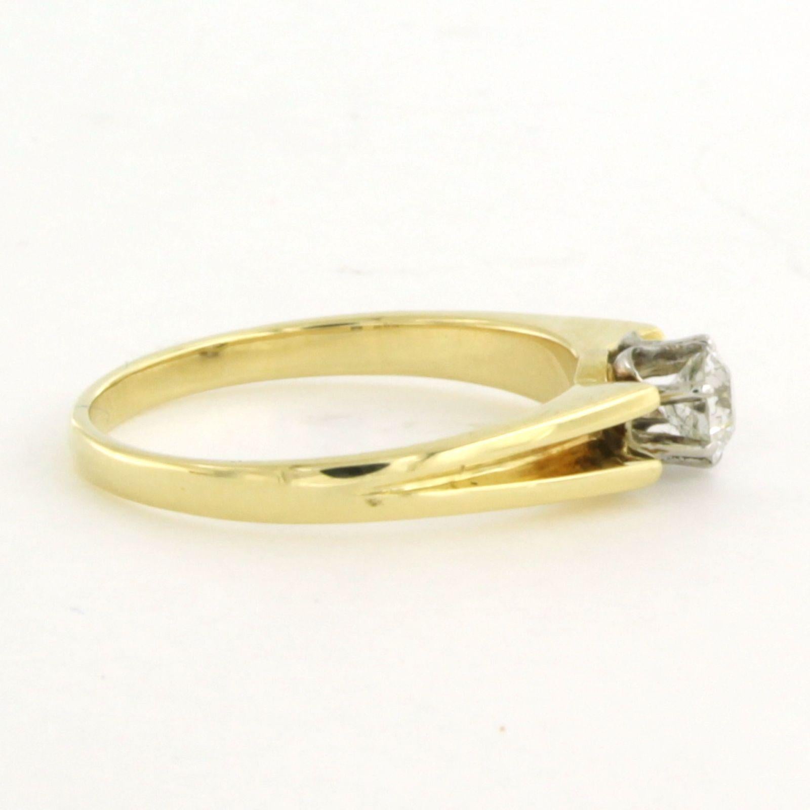 Solitär-Ring mit Diamanten im alten Minenschliff bis zu 0,50 Karat 14k zweifarbigem Gold (Alteuropäischer Brillantschliff) im Angebot