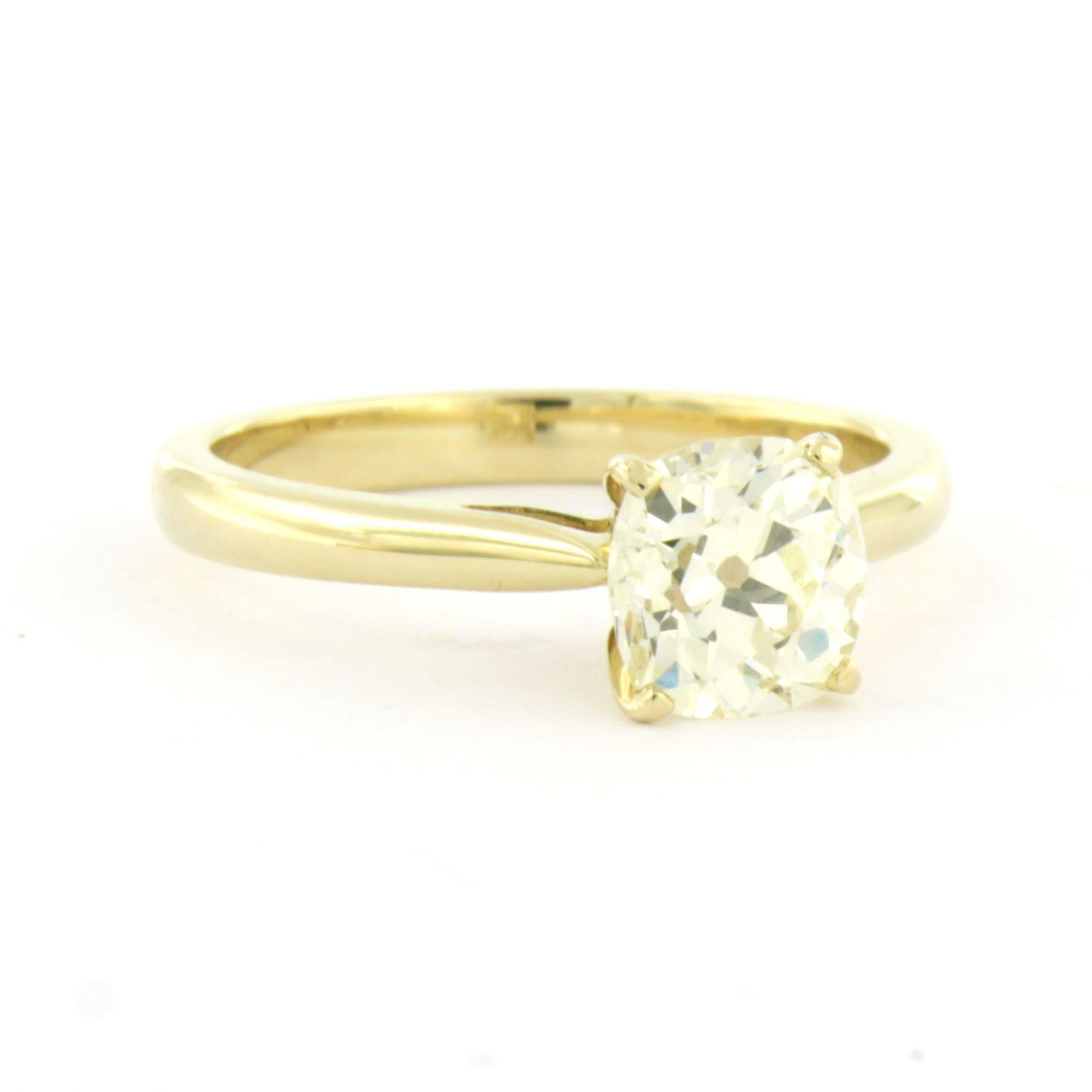 Anillo solitario con diamante talla mina vieja de hasta 1,50 ct 3,5 gramos Oro hueco de 14k en venta 1