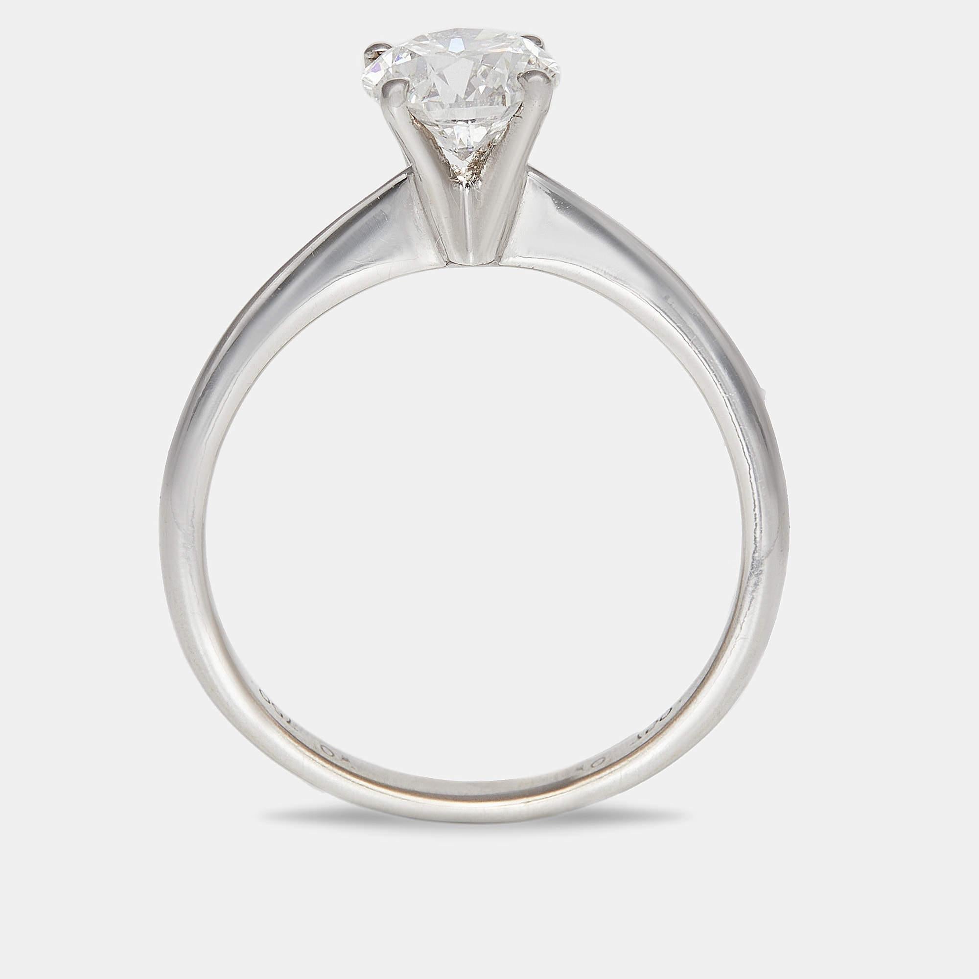 Solitare Diamond 1.01 ct 18k White Gold Wedding Ring Size 55 In New Condition In Dubai, Al Qouz 2