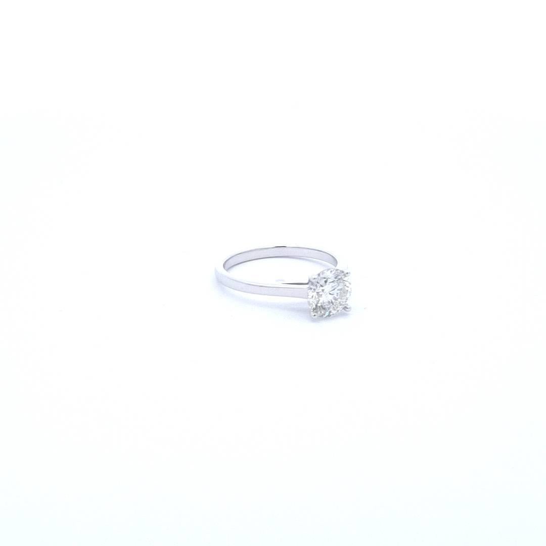 Solitare Diamond Ring 18k White Gold  1.75ct In New Condition For Sale In South Woodford, GB